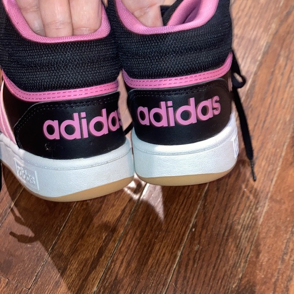 Adidas Black and Pink leather high tops - Picture 6 of 8